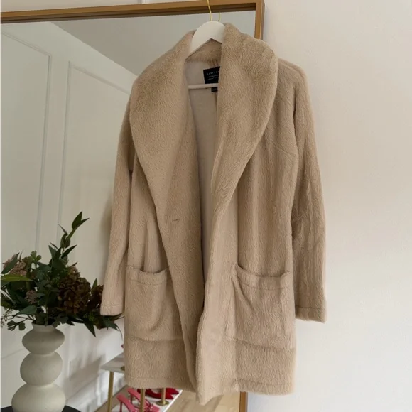 Anthropologie Cream Teddy Faux Fur Jacket Small - Picture 4 of 6